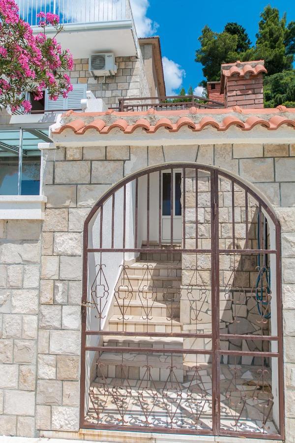 Apartments By The Sea Podaca, Makarska - 13974 Exterior photo