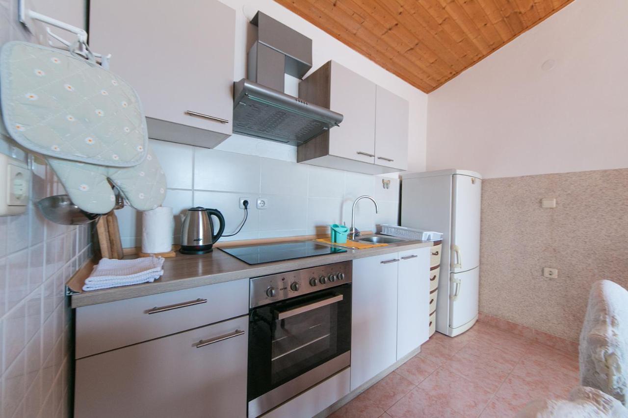 Apartments By The Sea Podaca, Makarska - 13974 Exterior photo